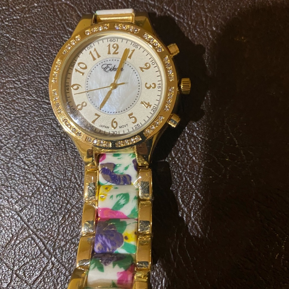New ladies sterling silver plated watch
